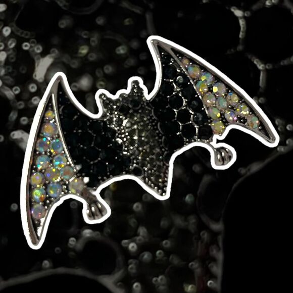 Stunning Elegant Halloween Bat Pin  - Sparkling Rhinestone Brooch  BLACK/WHITE - Picture 8 of 8